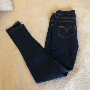 Levi’s skinny jeans